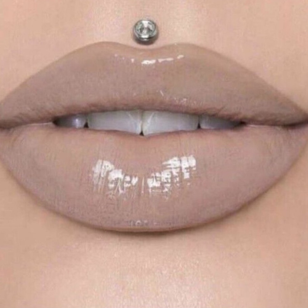 Jeffree Star Silk Rope The Gloss